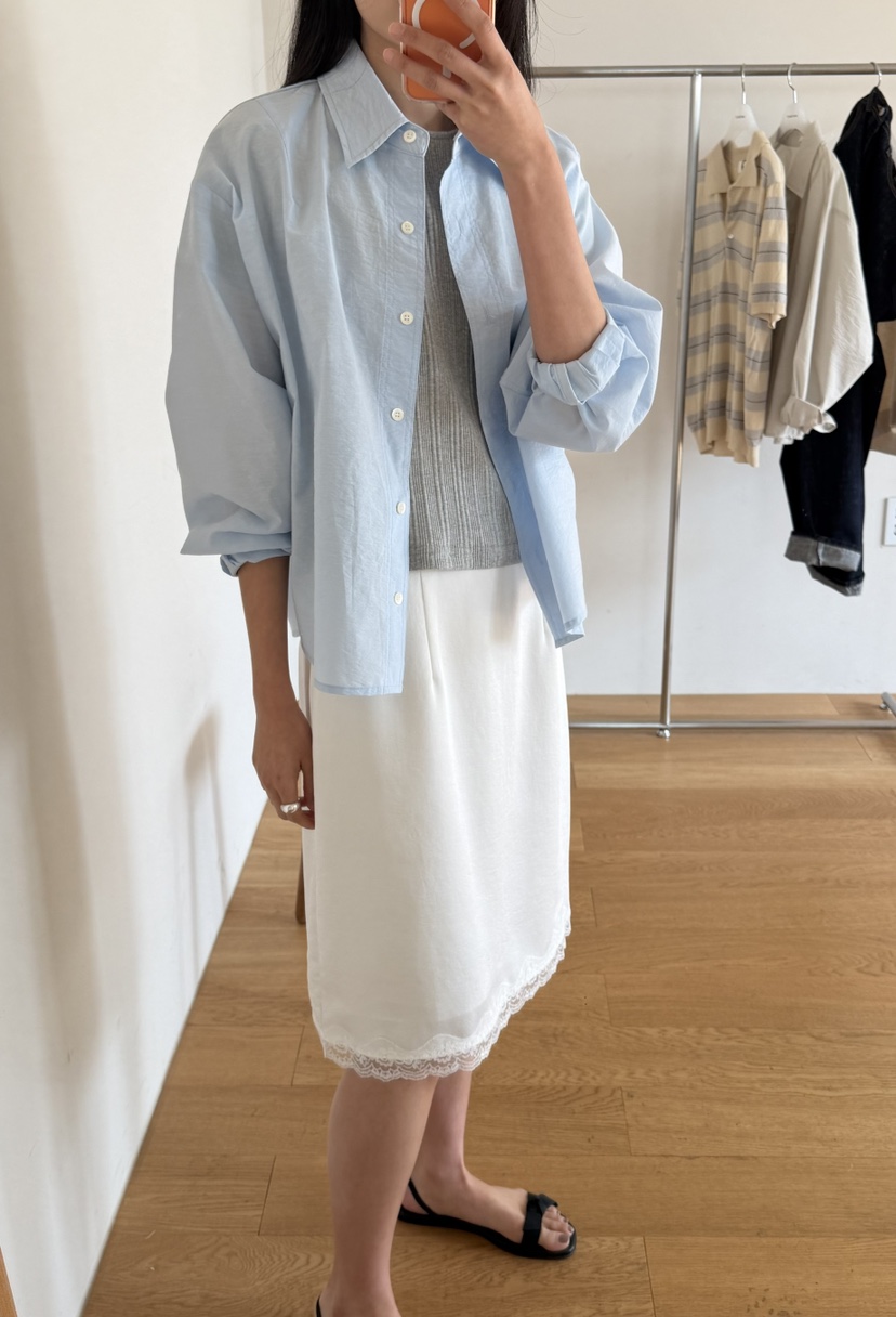 AMY GRACE-A韓國東大門直郵女裝新品人氣推薦襯衫蕾絲衫AMY GRACE-A襯衫/蕾絲衫