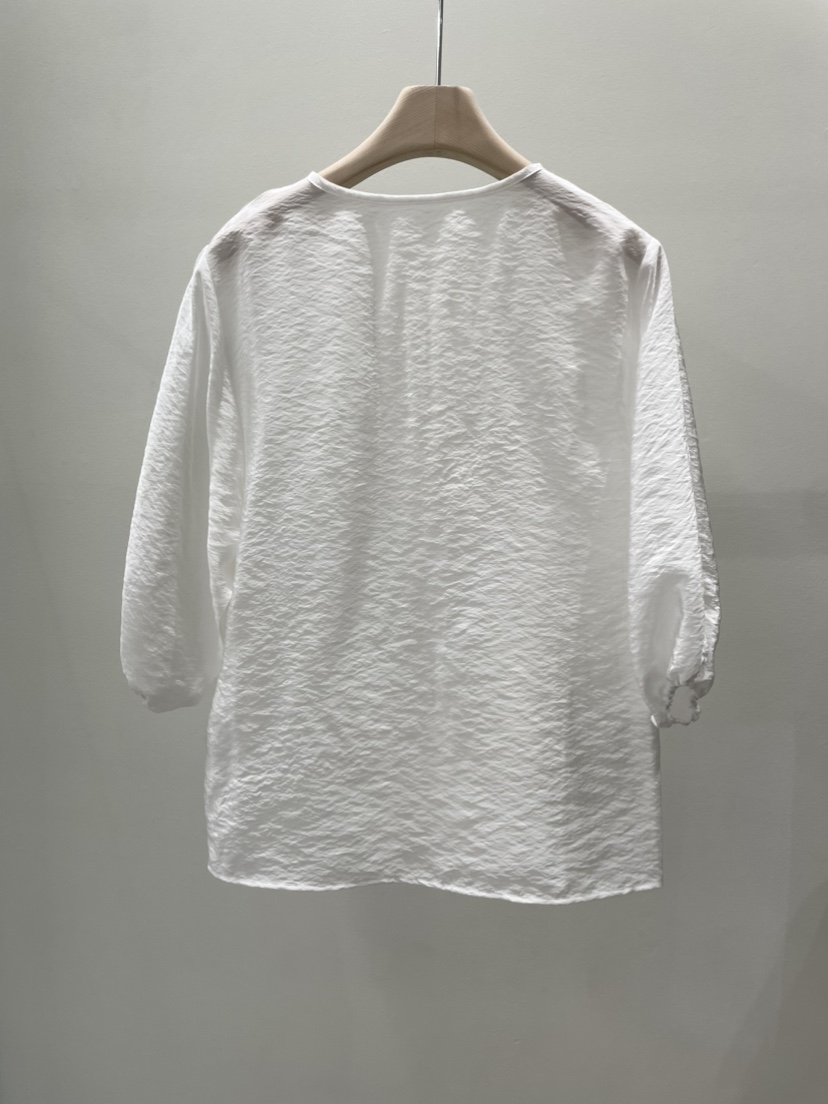 AMY GRACE-A韓國直郵實拍女裝新品時尚休閑襯衫蕾絲衫褶裥AMY GRACE-A襯衫/蕾絲衫