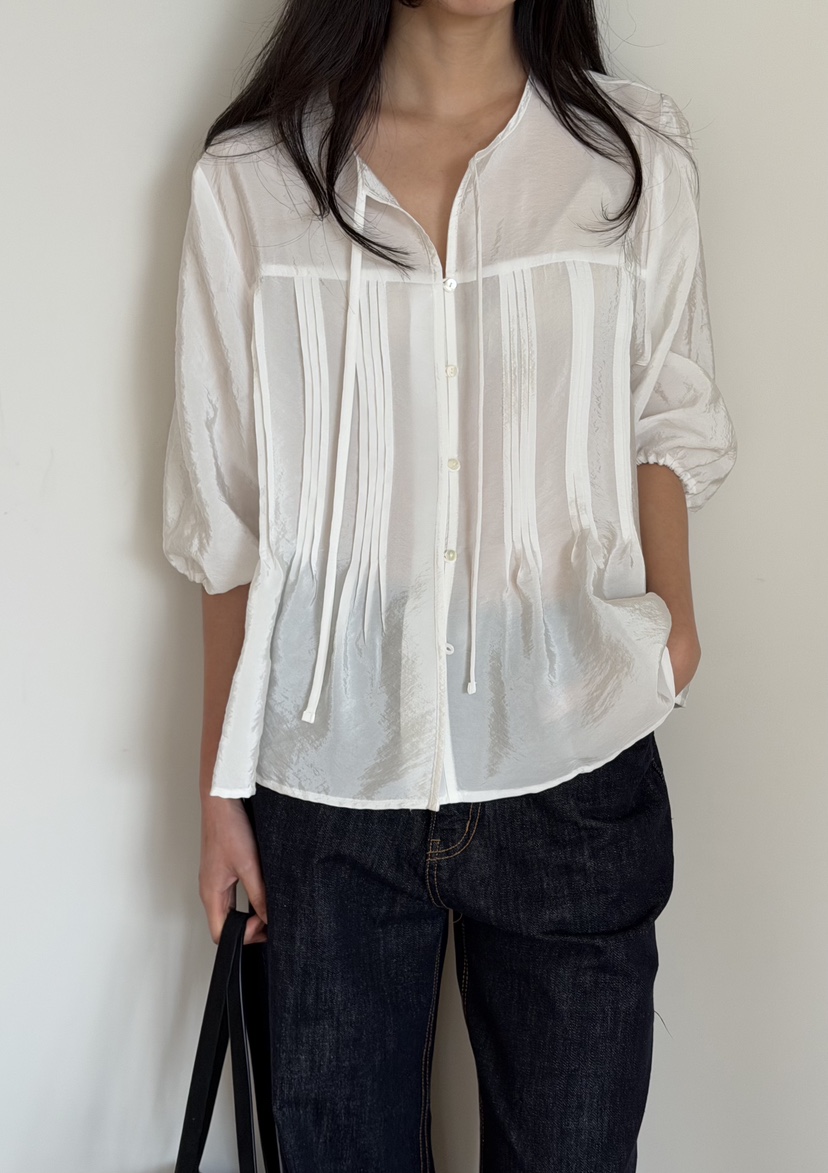 AMY GRACE-A韓國直郵實拍女裝新品時尚休閑襯衫蕾絲衫褶裥AMY GRACE-A襯衫/蕾絲衫