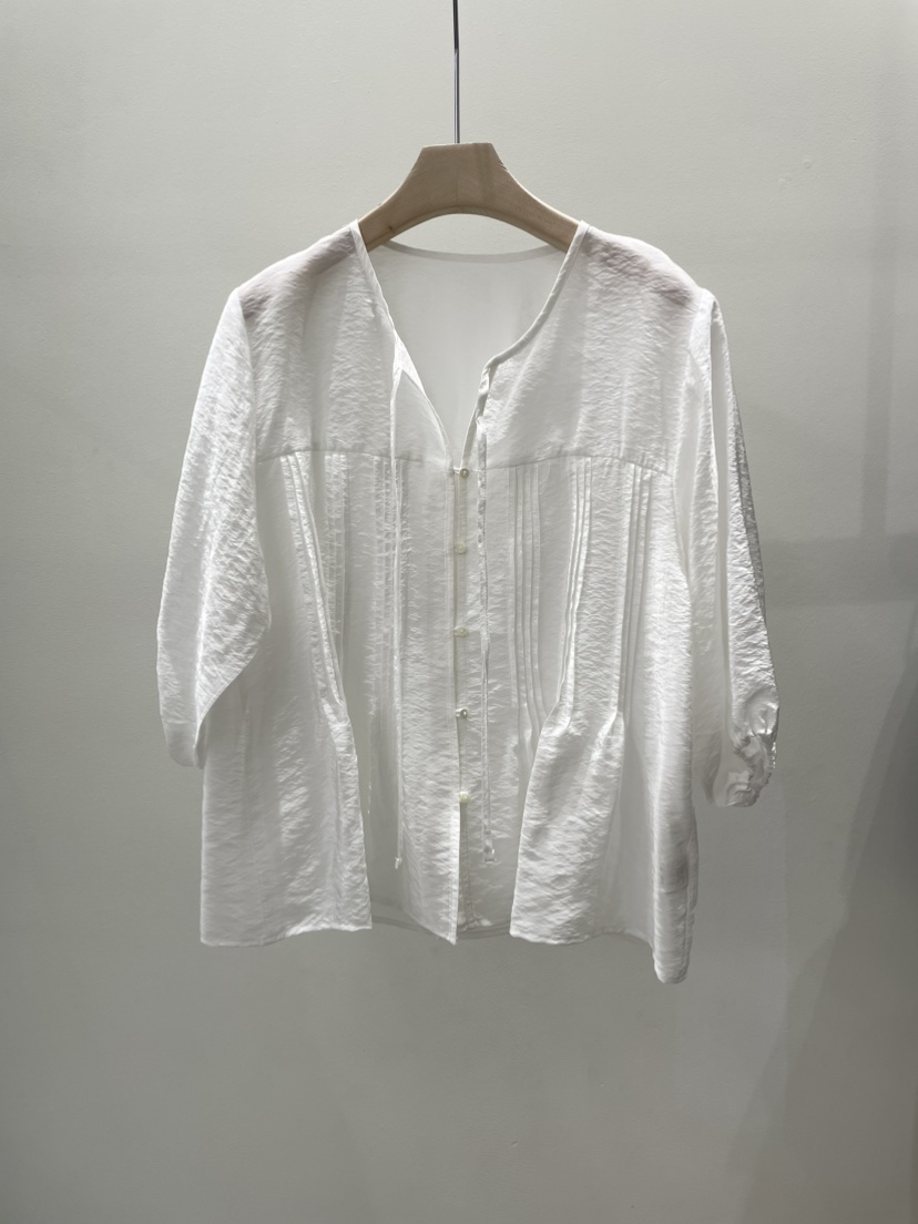 AMY GRACE-A韓國直郵實拍女裝新品時尚休閑襯衫蕾絲衫褶裥AMY GRACE-A襯衫/蕾絲衫圖色1