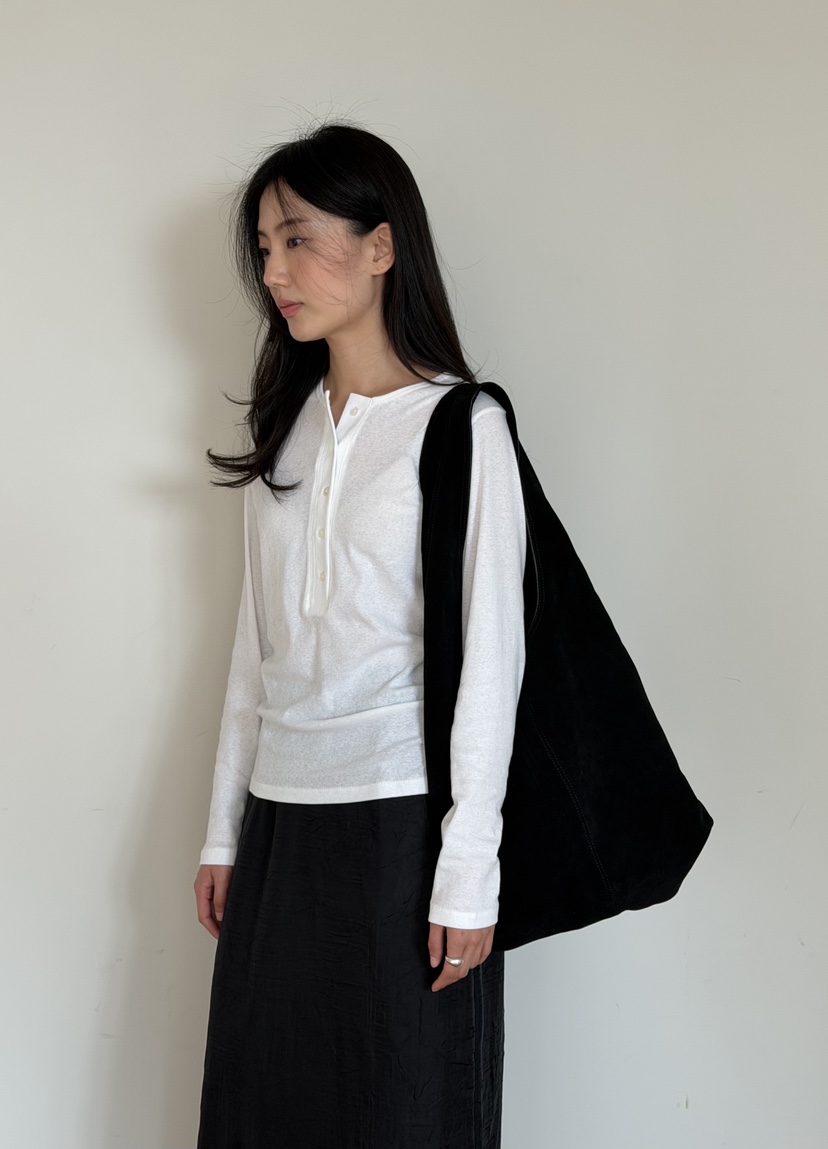 AMY GRACE-A韓國代購女裝新款時尚休閑推薦熱賣長袖T恤AMY GRACE-A長袖T恤