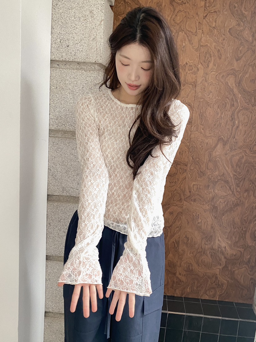 ERUME韓國直郵女士新款休閑時尚26春夏推薦熱賣長袖T恤蕾絲ERUME長袖T恤