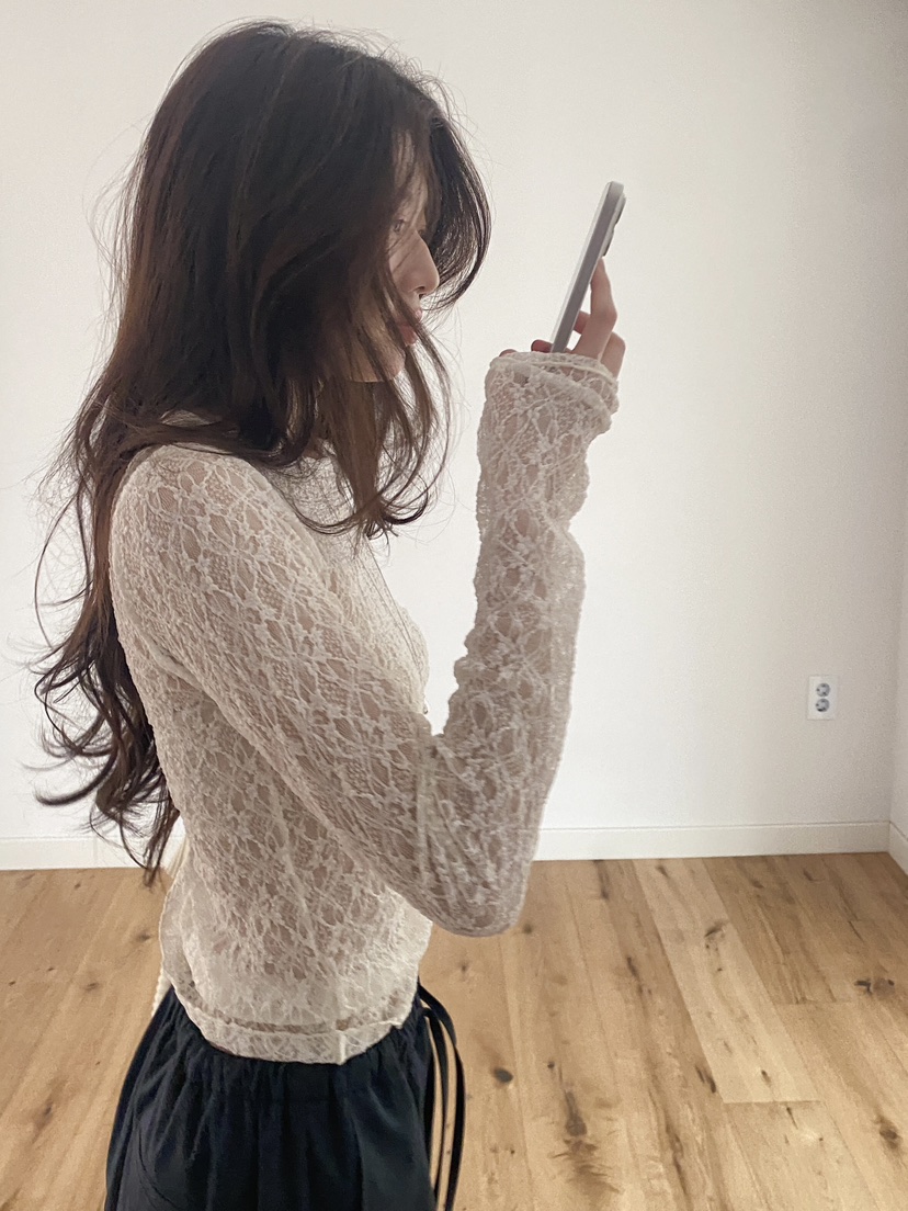 ERUME韓國直郵女士新款休閑時尚26春夏推薦熱賣長袖T恤蕾絲ERUME長袖T恤