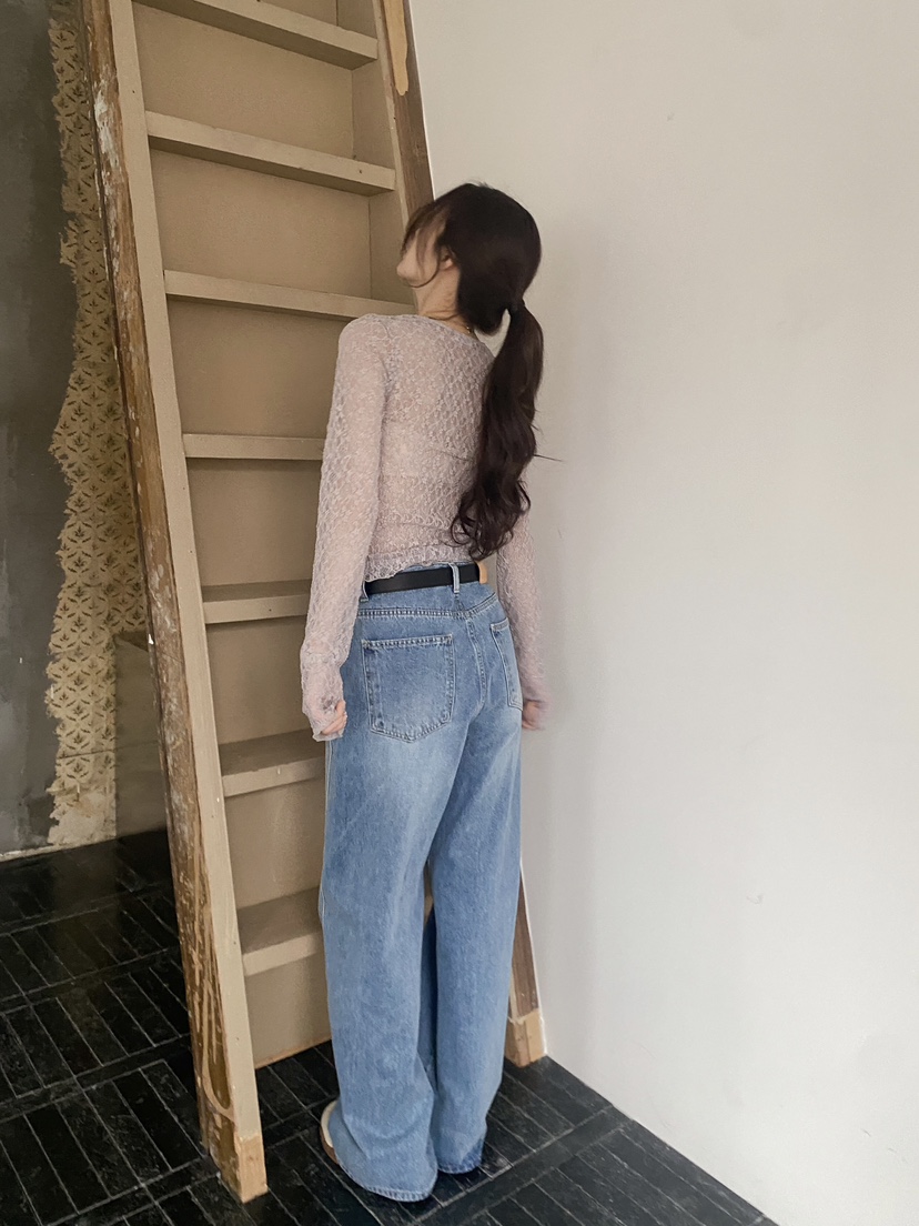 ERUME韓國直郵女士新款休閑時尚26春夏推薦熱賣長袖T恤蕾絲ERUME長袖T恤