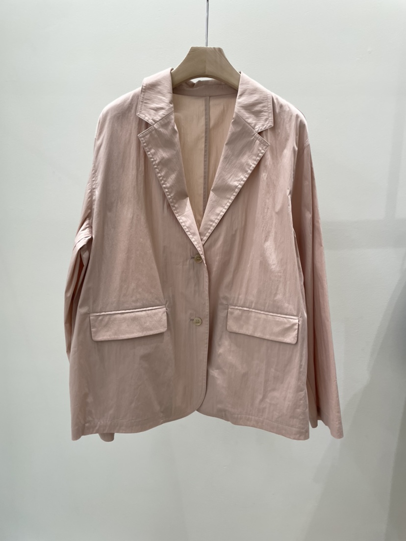 AMY GRACE-A韓國直郵實拍女裝新品人氣26春夏職業夾克棉AMY GRACE-A夾克圖色2