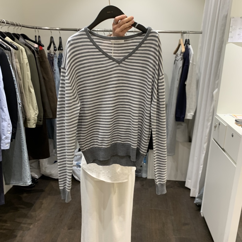 OURIN/THIS IS韓國直郵女士新款26春夏時尚針織衫拉絲絲綢OURIN/THIS IS針織衫圖色3