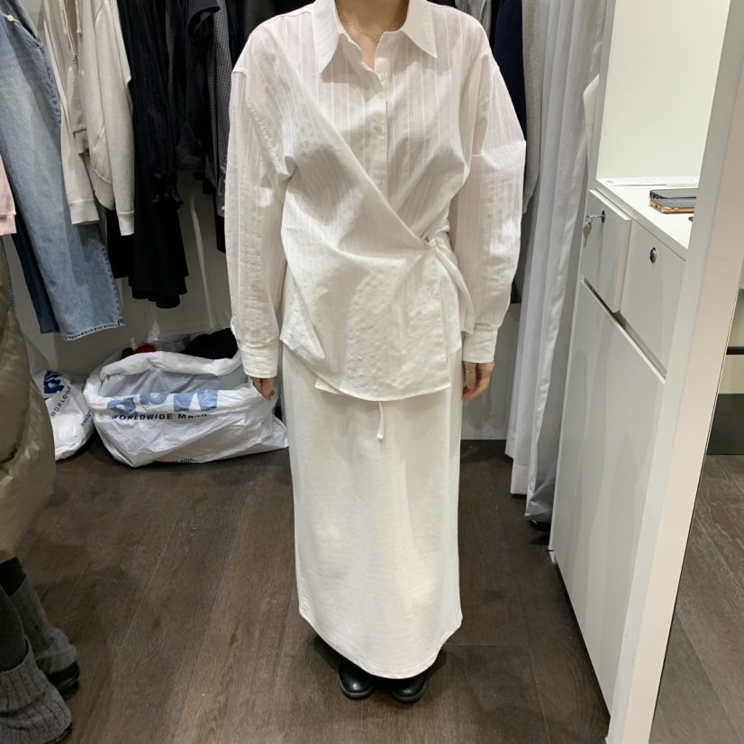 OURIN/THIS IS韓國東大門代購女裝新品人氣26春夏襯衫蕾絲衫OURIN/THIS IS襯衫/蕾絲衫圖色1