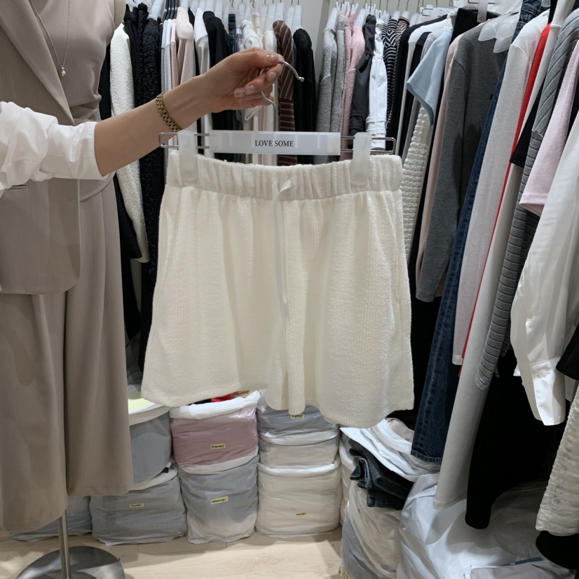 LOVE SOME韓國代購女裝新款熱賣推薦職業時尚休閑短褲花朵LOVE SOME短褲圖色1