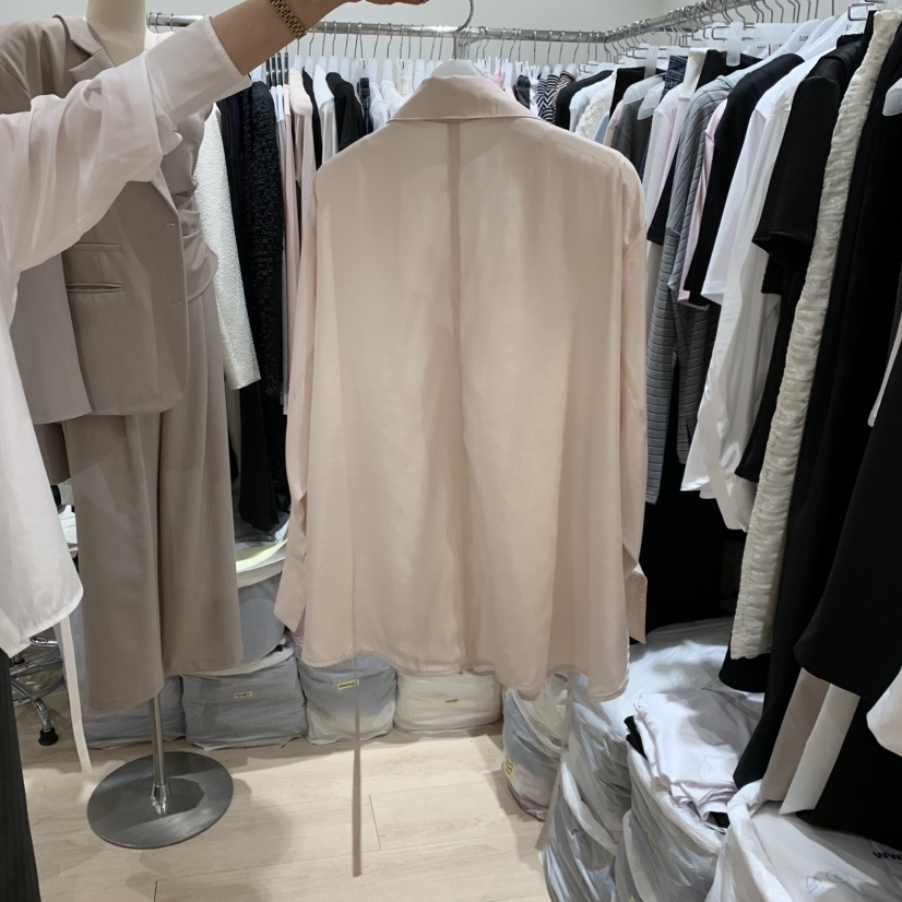 LOVE SOME韓國東大門直郵女裝新品熱賣襯衫蕾絲衫含腰繩絲質LOVE SOME襯衫/蕾絲衫