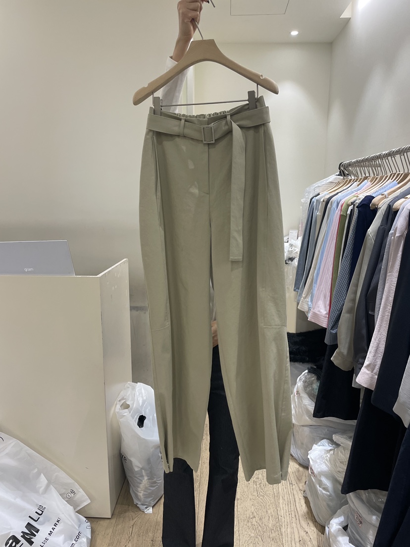 FLOWER-L韓國直郵實拍女裝新款時尚熱賣推薦休閑褲含腰帶FLOWER-L休閑褲圖色1