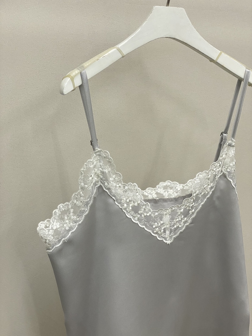 MUCH MORE/JACKPOT韓國東大門直郵女裝新款推薦吊帶背心MUCH MORE/JACKPOT吊帶/背心