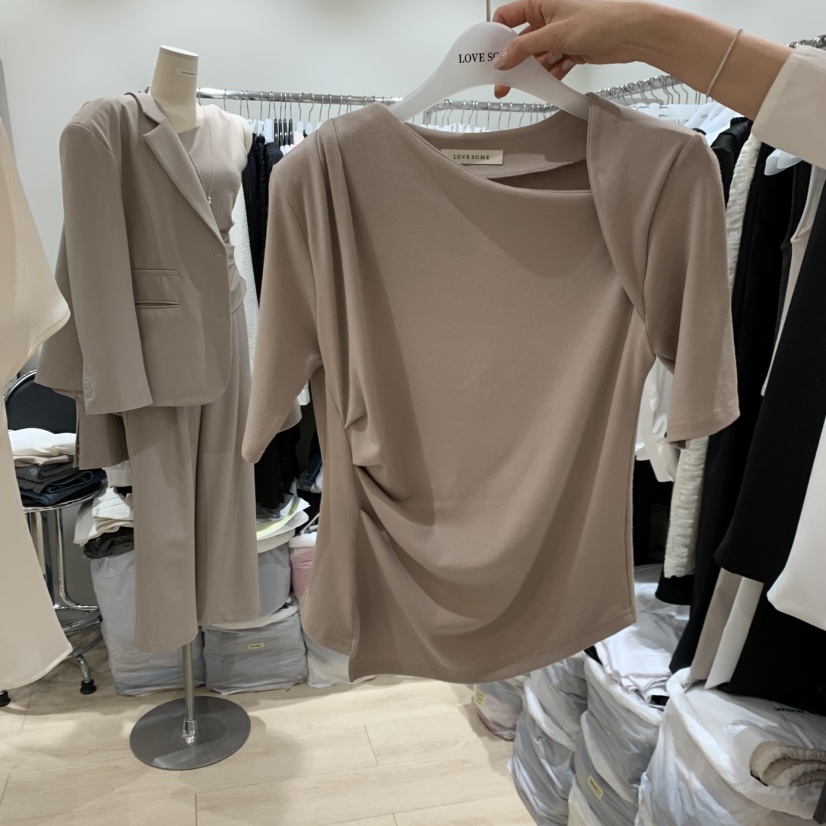 LOVE SOME韓國代購女裝新款職業人氣26春夏休閑時尚推薦T恤LOVE SOMET恤圖色1