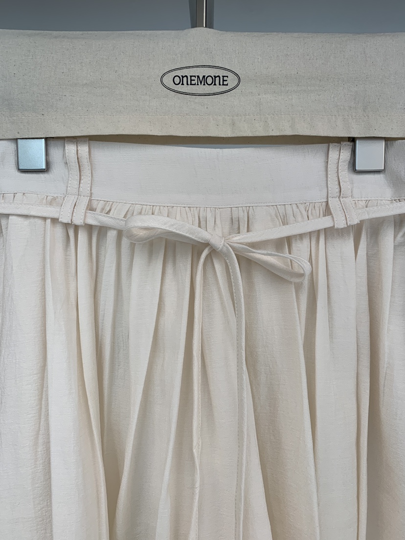 ONE MONE韓國直郵實拍女裝新品熱賣時尚休閑人氣短褲含腰繩ONE MONE短褲