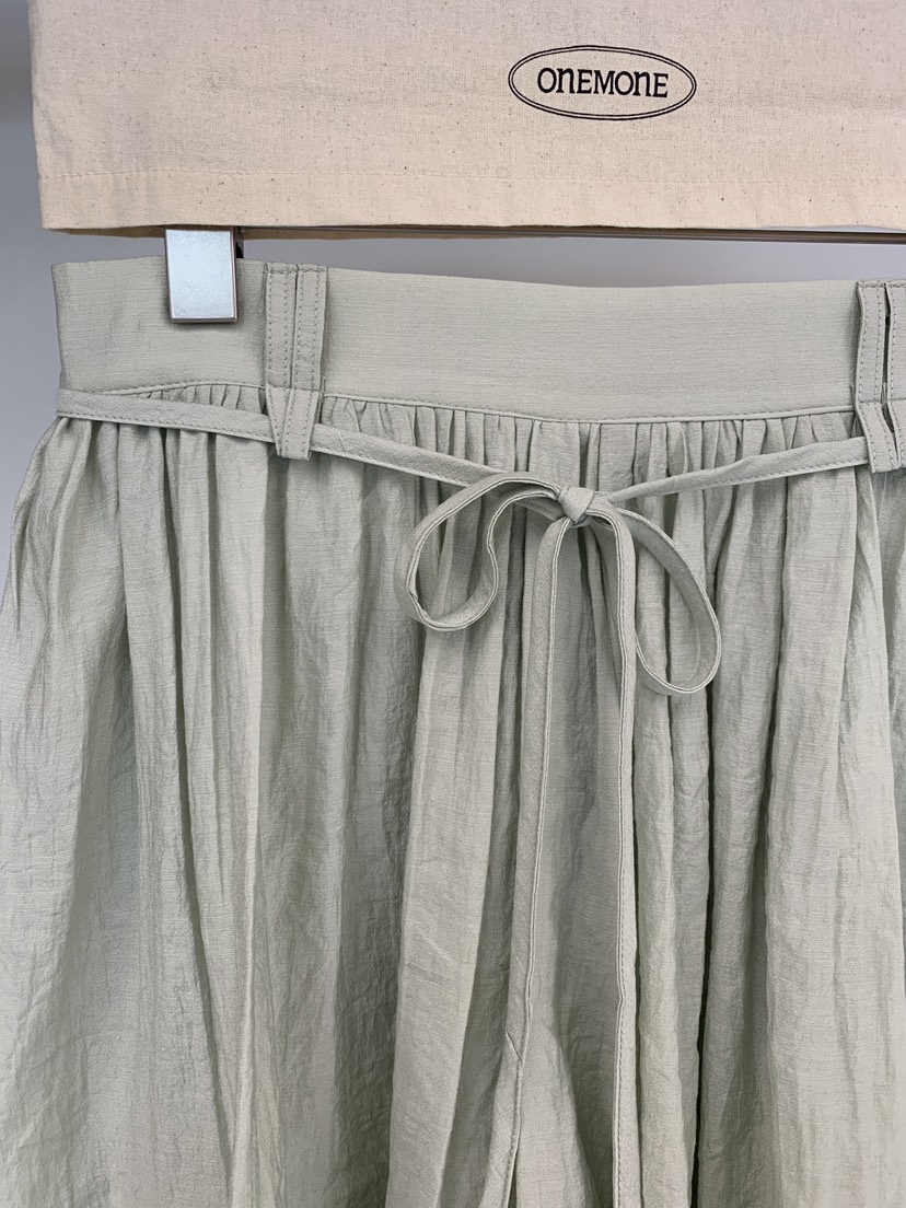 ONE MONE韓國直郵實拍女裝新品熱賣時尚休閑人氣短褲含腰繩ONE MONE短褲