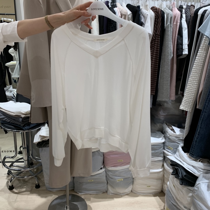 LOVE SOME韓國代購女裝新款職業人氣熱賣26春夏長袖T恤V領LOVE SOME長袖T恤圖色1