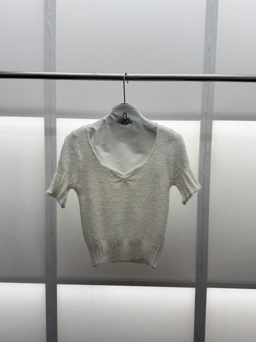 MILUI韓國直郵實拍女士新款熱賣休閑人氣職業推薦時尚針織衫MILUI針織衫圖色1