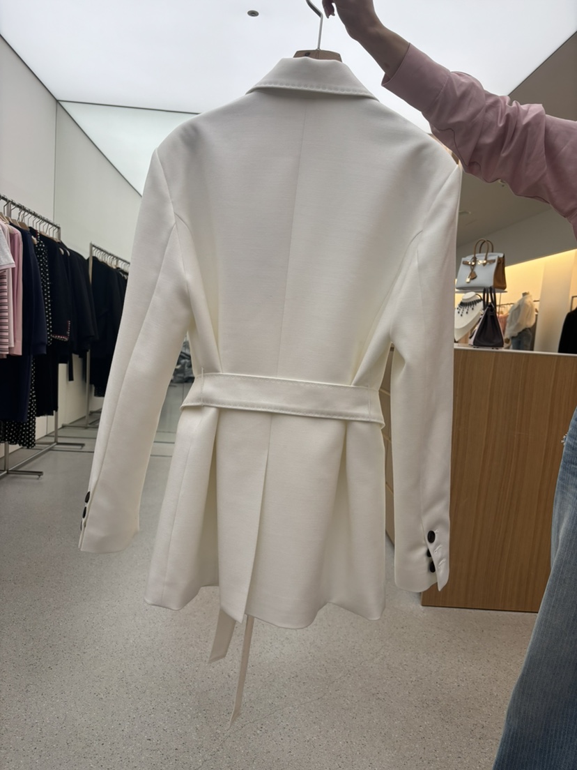 JUJU韓國代購女士新款人氣時尚推薦26春夏熱賣夾克含腰帶JUJU夾克