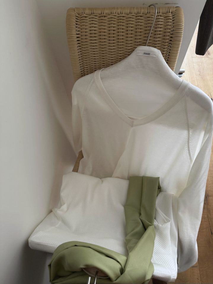 MARE韓國東大門直郵女裝新品推薦熱賣針織衫不含內搭絲綢MARE針織衫