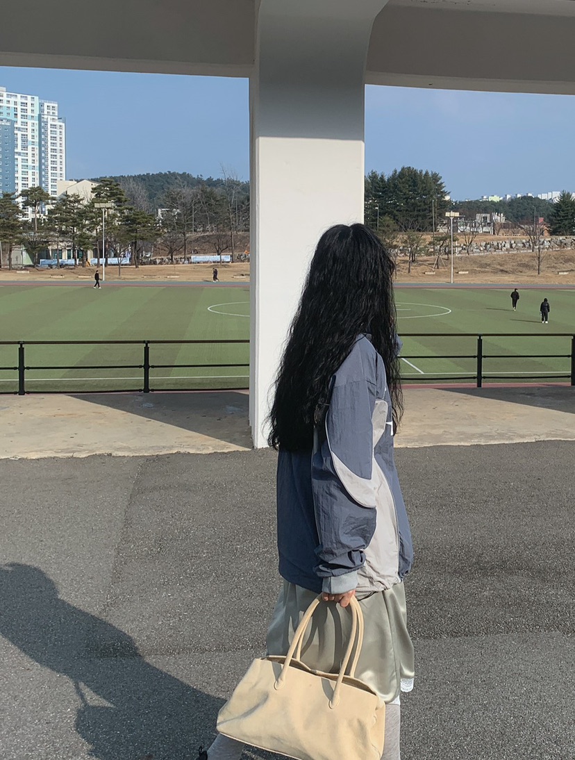 KSUBI韓國直郵女士新品26春夏時尚人氣職業推薦熱賣衛衣尼龍BURROW/ARaakie衛衣