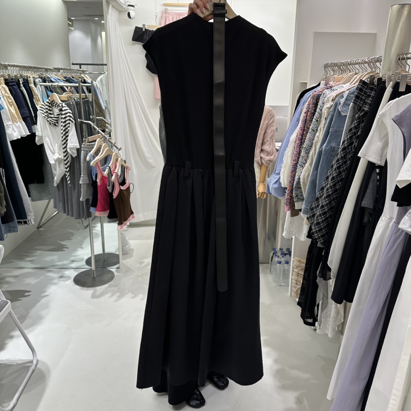 AHOY韓國直郵女裝新款推薦休閑時尚職業連衣裙含腰帶高領AHOY連衣裙圖色2