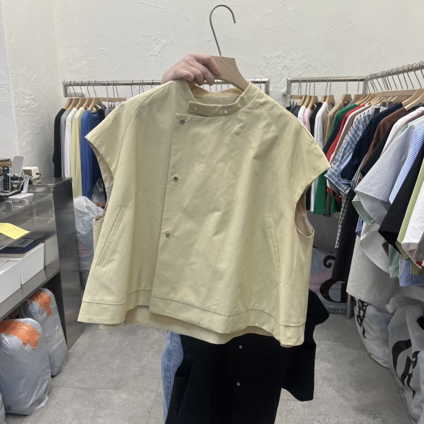 DA YLOG韓國東大門代購女裝新款26春夏熱賣馬甲披肩短款DA YLOG馬甲圖色1