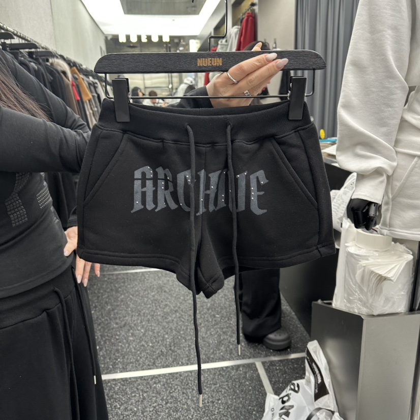 NUEUN韓國代購女裝新品休閑時尚人氣熱賣職業26春夏推薦短褲NUEUN/SEEOT短褲圖色1