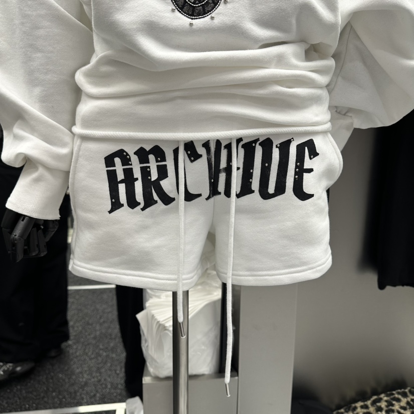 NUEUN韓國代購女裝新品休閑時尚人氣熱賣職業26春夏推薦短褲NUEUN/SEEOT短褲圖色2