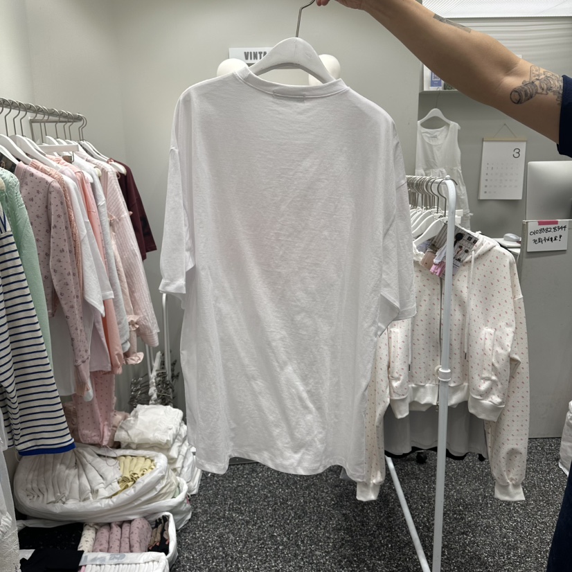 VINTAGE 888韓國直郵實拍女裝新品推薦26春夏熱賣T恤紐扣VINTAGE888/TRIPLE EIGHTT恤