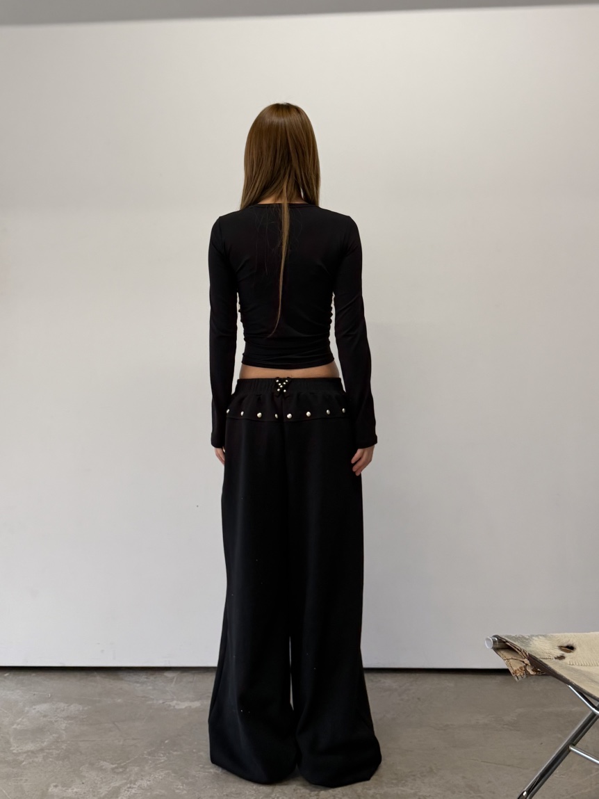 NUEUN韓國東大門直郵女士新品熱賣26春夏休閑時尚長袖T恤NUEUN/SEEOT長袖T恤