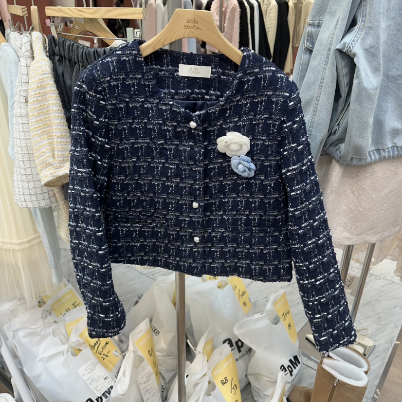 ABLESTUDIO韓國代購女士新品真品時尚推薦休閑夾克含胸花ABLESTUDIO夾克圖色1