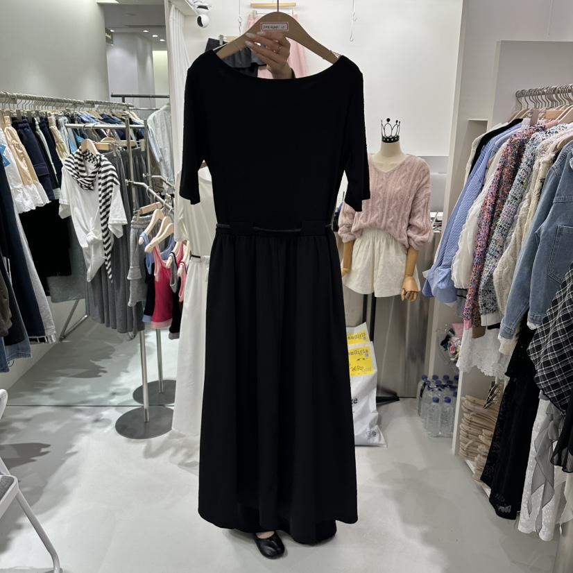 AHOY韓國代購女裝新款熱賣真品時尚人氣連衣裙不含腰帶圍巾AHOY連衣裙