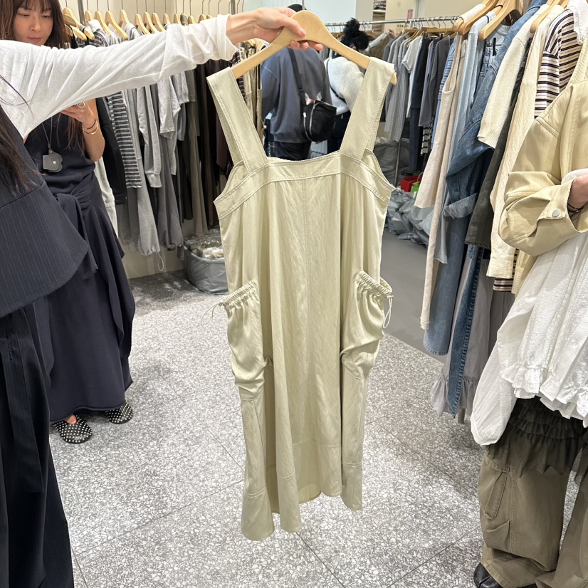 SOF韓國直郵女裝新款人氣時尚職業推薦熱賣連衣裙不含內搭SOF連衣裙圖色1