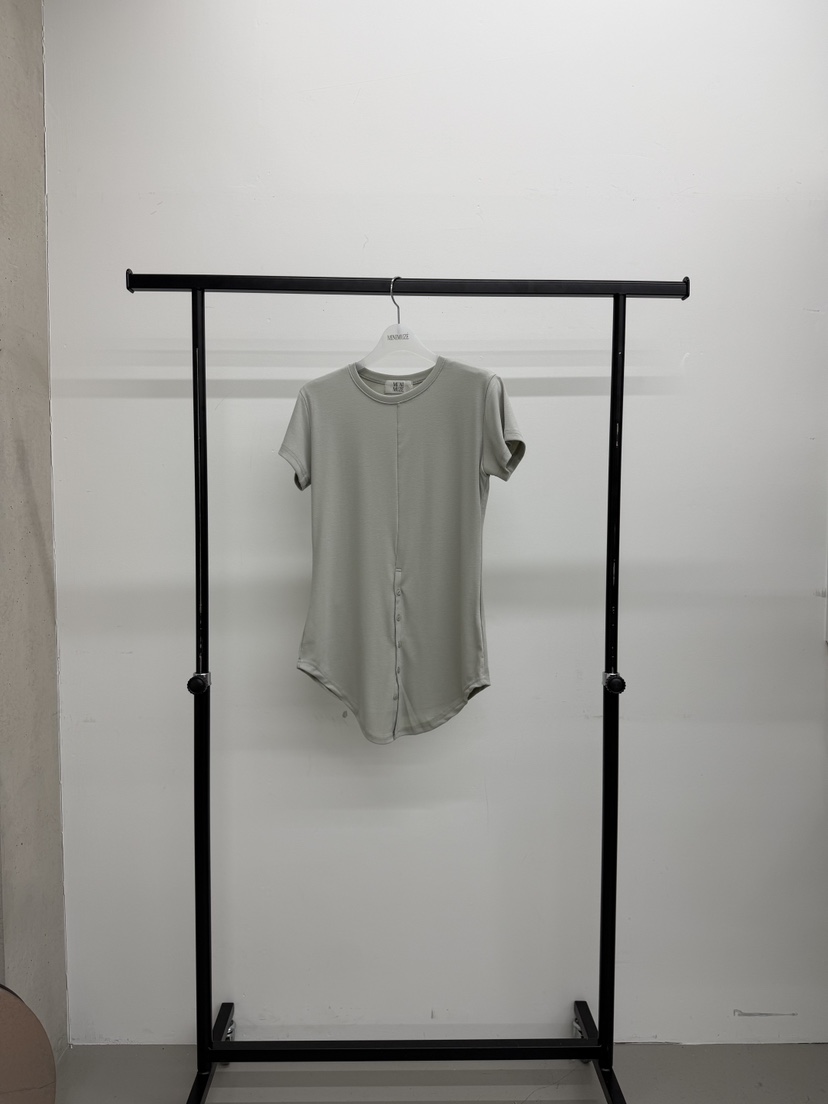 MINIMUZE韓國東大門直郵女士新款休閑人氣職業時尚推薦T恤MINIMUZET恤圖色2