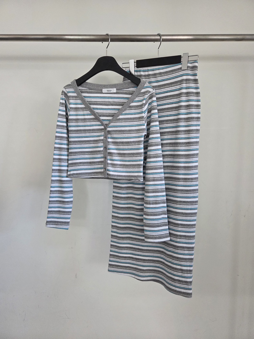 VERANDA韓國東大門直郵女士新品人氣時尚熱賣休閑長袖T恤VERANDA長袖T恤