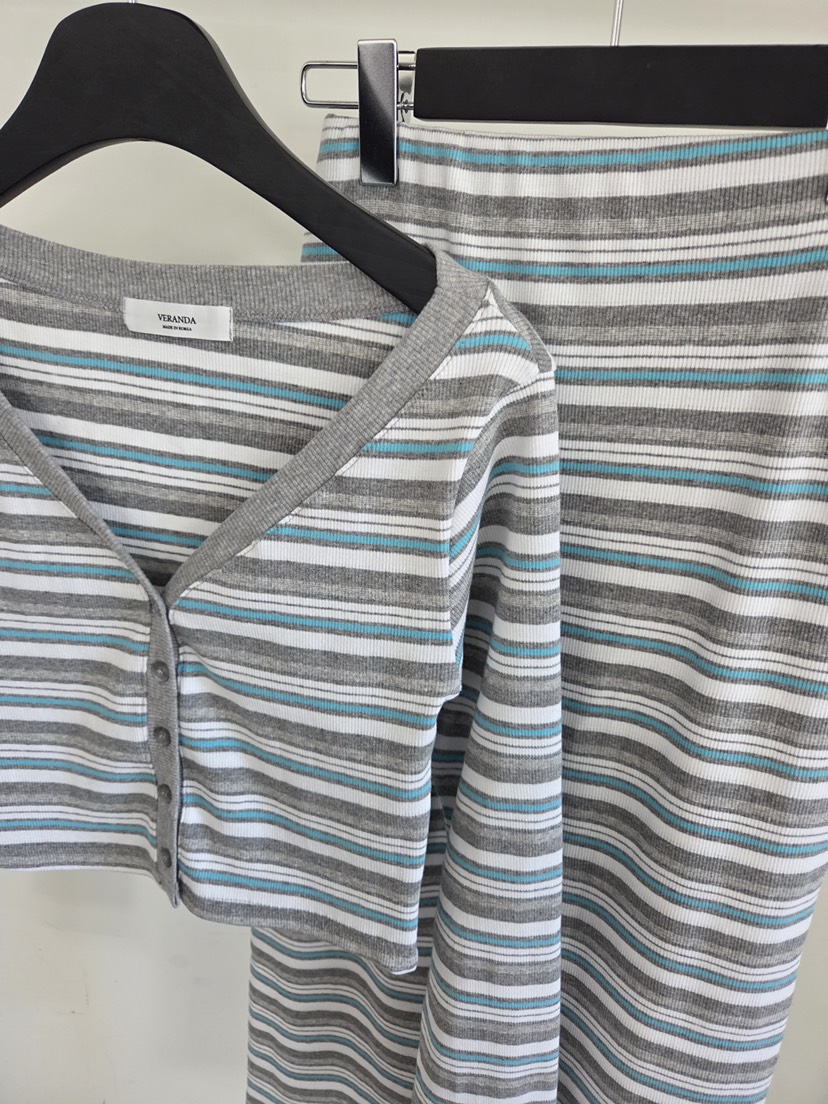 VERANDA韓國東大門直郵女士新品人氣時尚熱賣休閑長袖T恤VERANDA長袖T恤