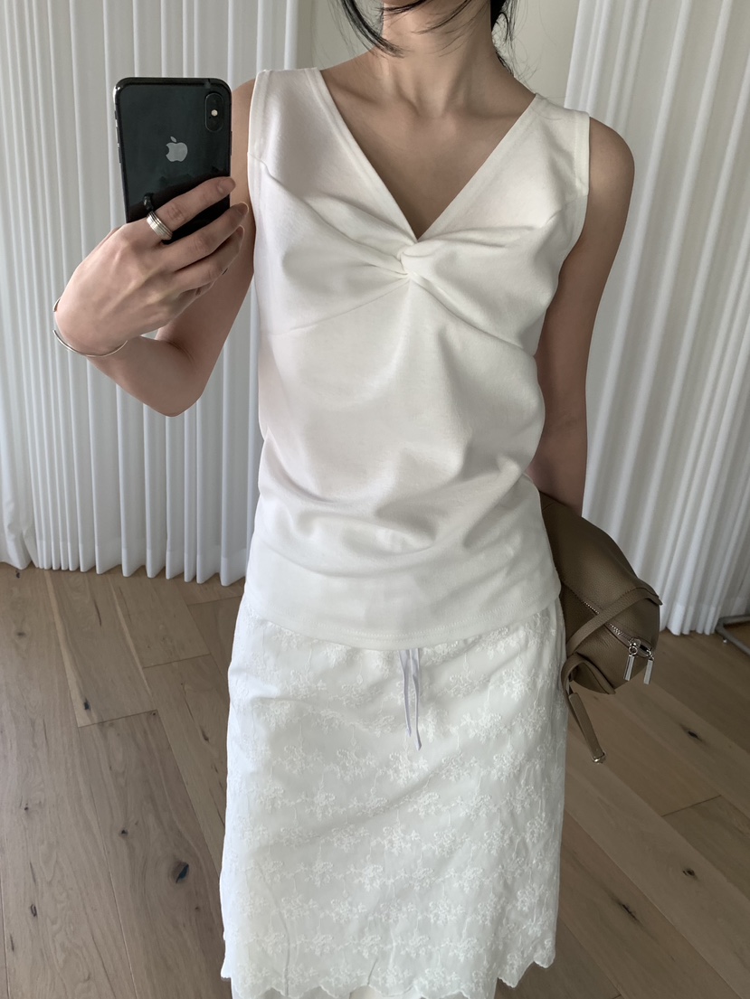 BLACK PIG韓國直郵女裝新品人氣推薦休閑26春夏吊帶背心VIVIAN_LEE吊帶/背心