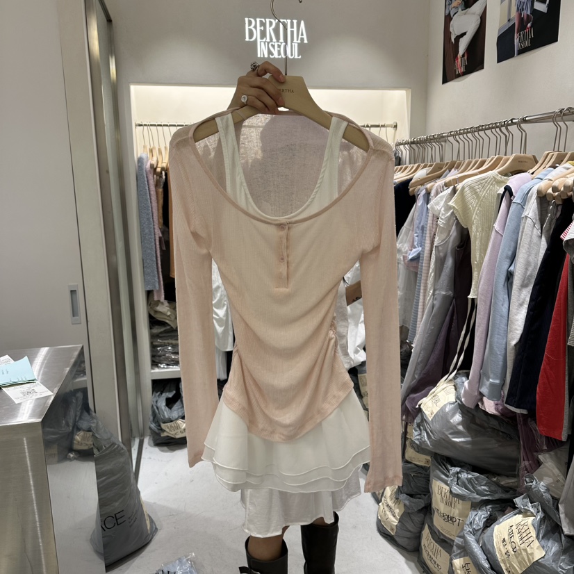 BERTHA韓國東大門直郵女裝新款休閑時尚熱賣長袖T恤假兩件BERTHA長袖T恤圖色1