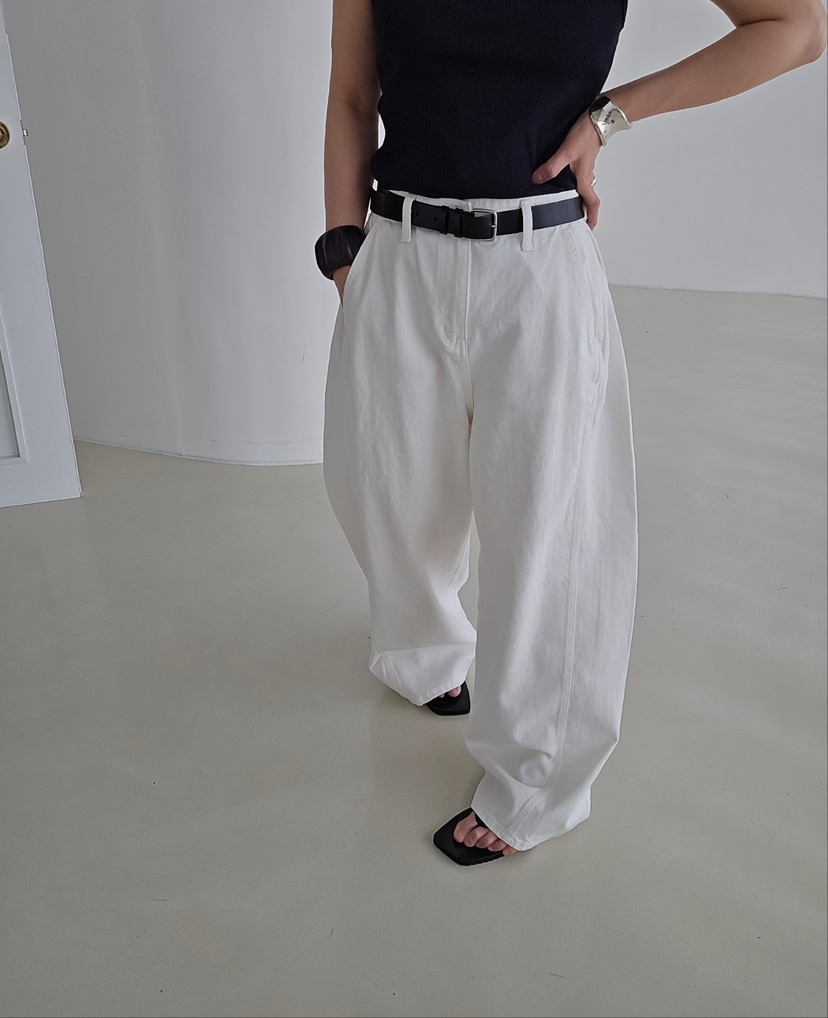 J SHOP韓國直郵女士新品休閑熱賣人氣26春夏職業牛仔褲褶裥J_SHOP牛仔褲