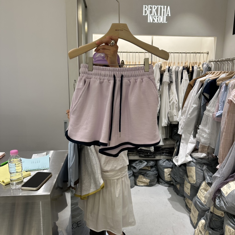 BERTHA韓國直郵女裝新品時尚職業推薦人氣熱賣26春夏短褲BERTHA短褲圖色2
