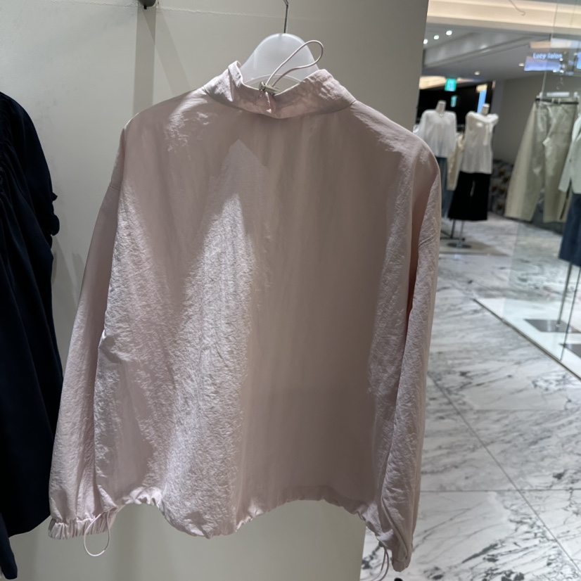 LOW MOMENT韓國代購女士新款熱賣職業推薦時尚人氣26春夏衛衣LOW MOMENT衛衣