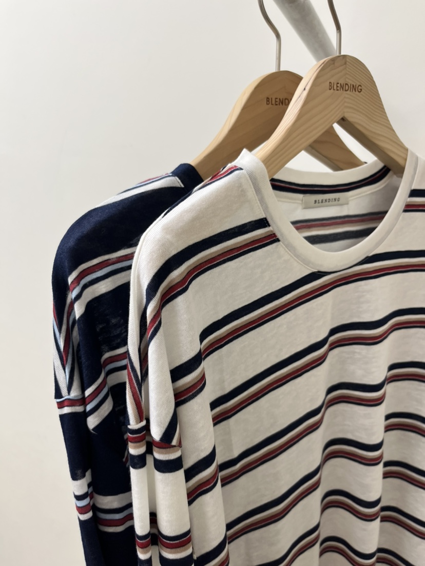 BLENDING-p韓國直郵實拍女裝新品時尚職業人氣長袖T恤條紋BLENDING-p長袖T恤