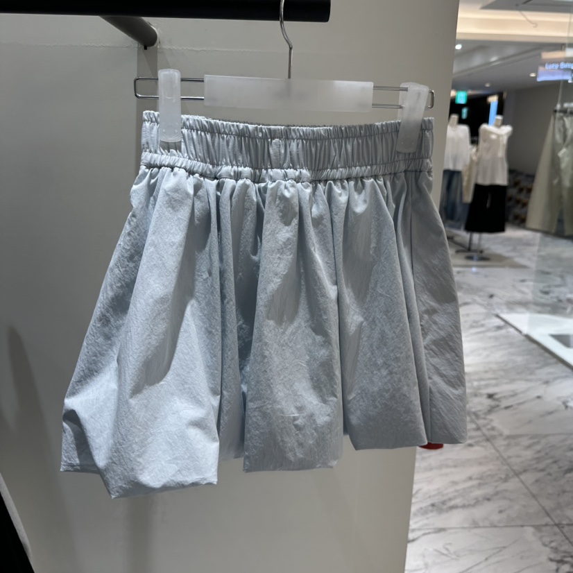 LOW MOMENT韓國直郵實拍女裝新款人氣熱賣職業休閑時尚短裙LOW MOMENT短裙