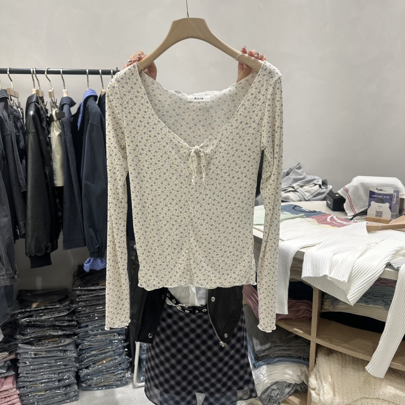 AURA韓國直郵實拍女裝新品休閑職業人氣時尚推薦熱賣長袖T恤Au ra長袖T恤圖色2