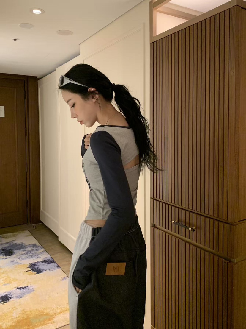 BADCALM東大門直郵女士新款26春夏人氣真品推薦職業長袖T恤BADCALM長袖T恤