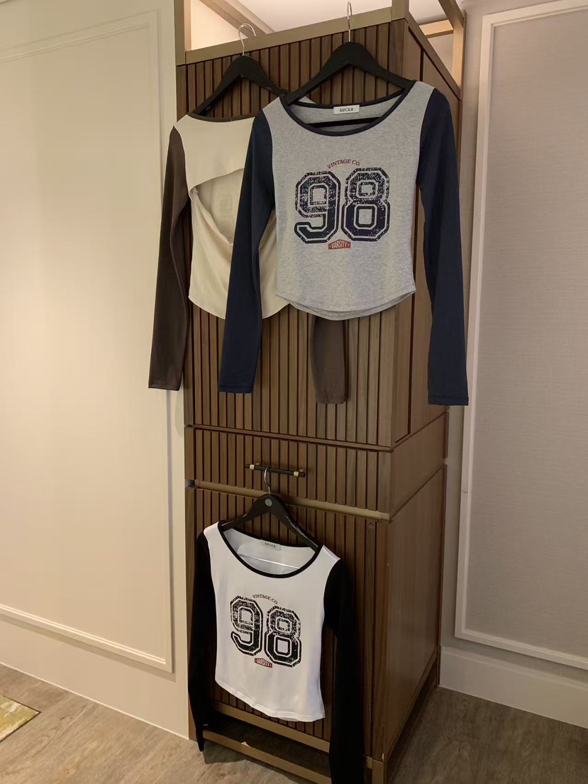 BADCALM東大門直郵女士新款26春夏人氣真品推薦職業長袖T恤BADCALM長袖T恤