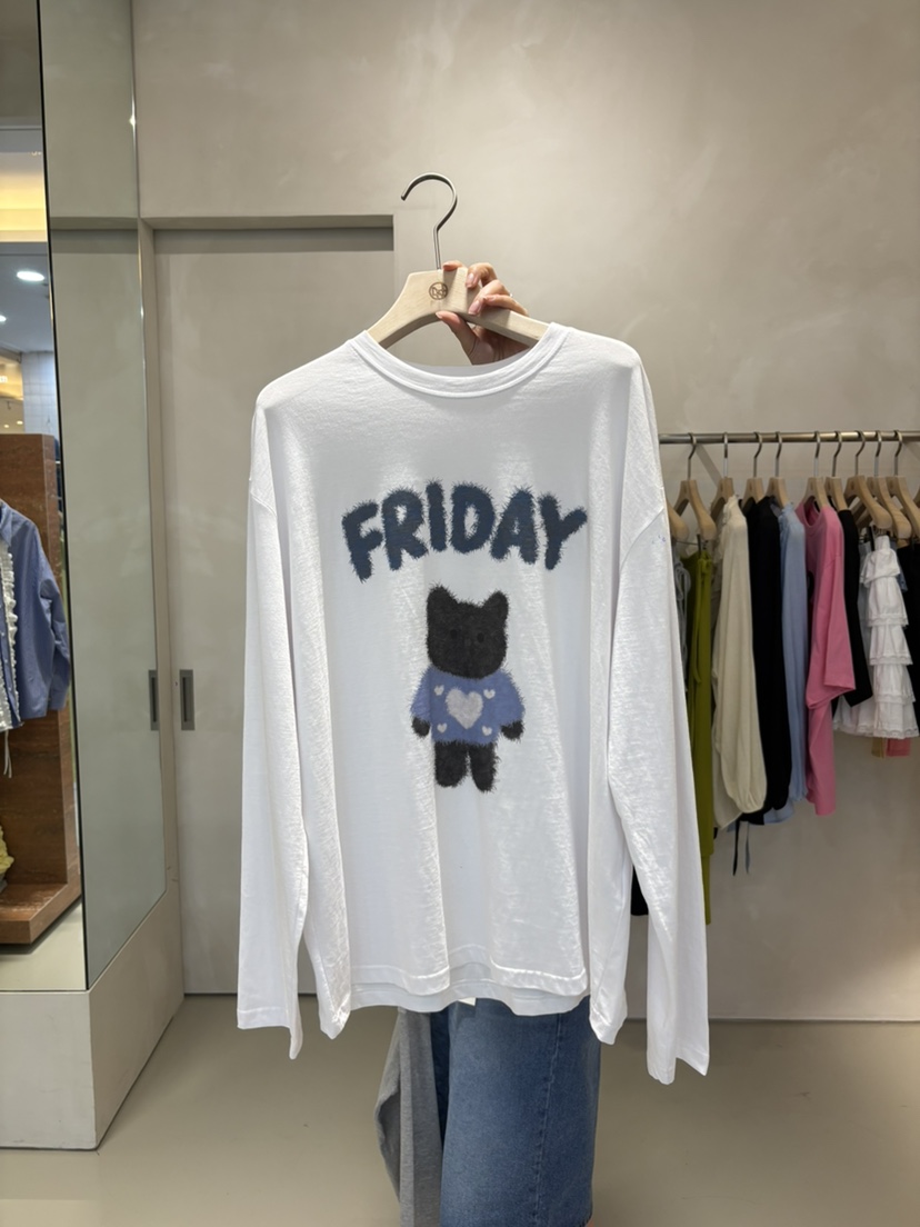 LIVE AID-P東大門實拍女裝新品人氣休閑26春夏熱賣長袖T恤LIVE AID-P長袖T恤圖色1