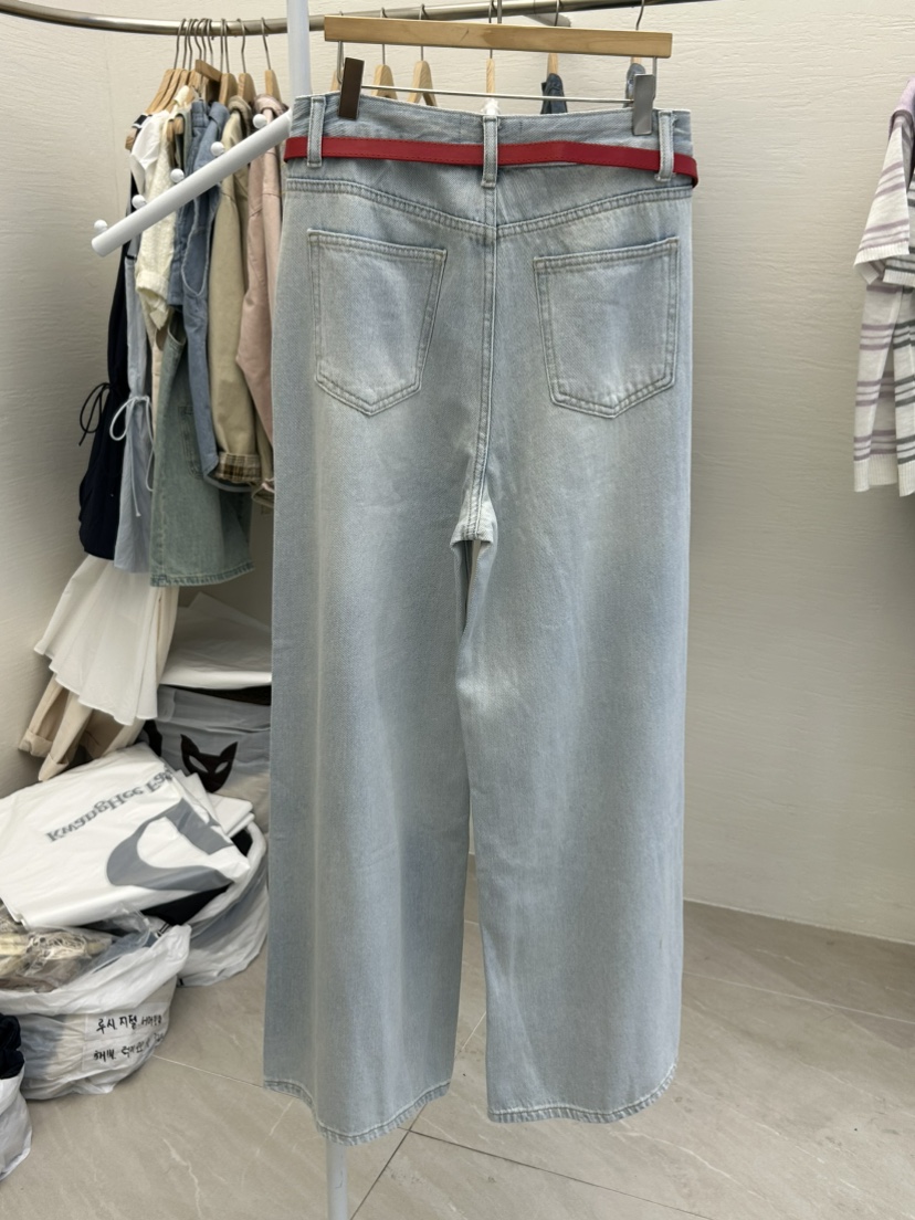 MILK TEA韓國直郵女裝新品26春夏職業熱賣牛仔褲不含腰帶MILK TEA牛仔褲