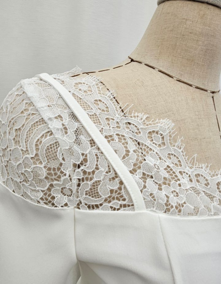 HIGH HEELS東大門直郵女裝新品熱賣人氣休閑真品襯衫蕾絲衫HIGH HEELS襯衫/蕾絲衫