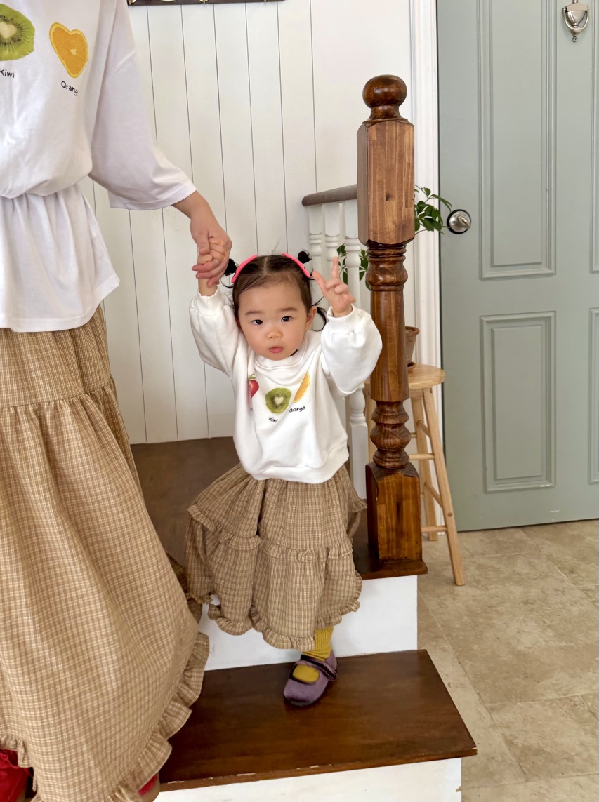 THE LINE-Q韓國直郵女士新款推薦時尚熱賣真品衛衣童裝THE LINE-Q衛衣