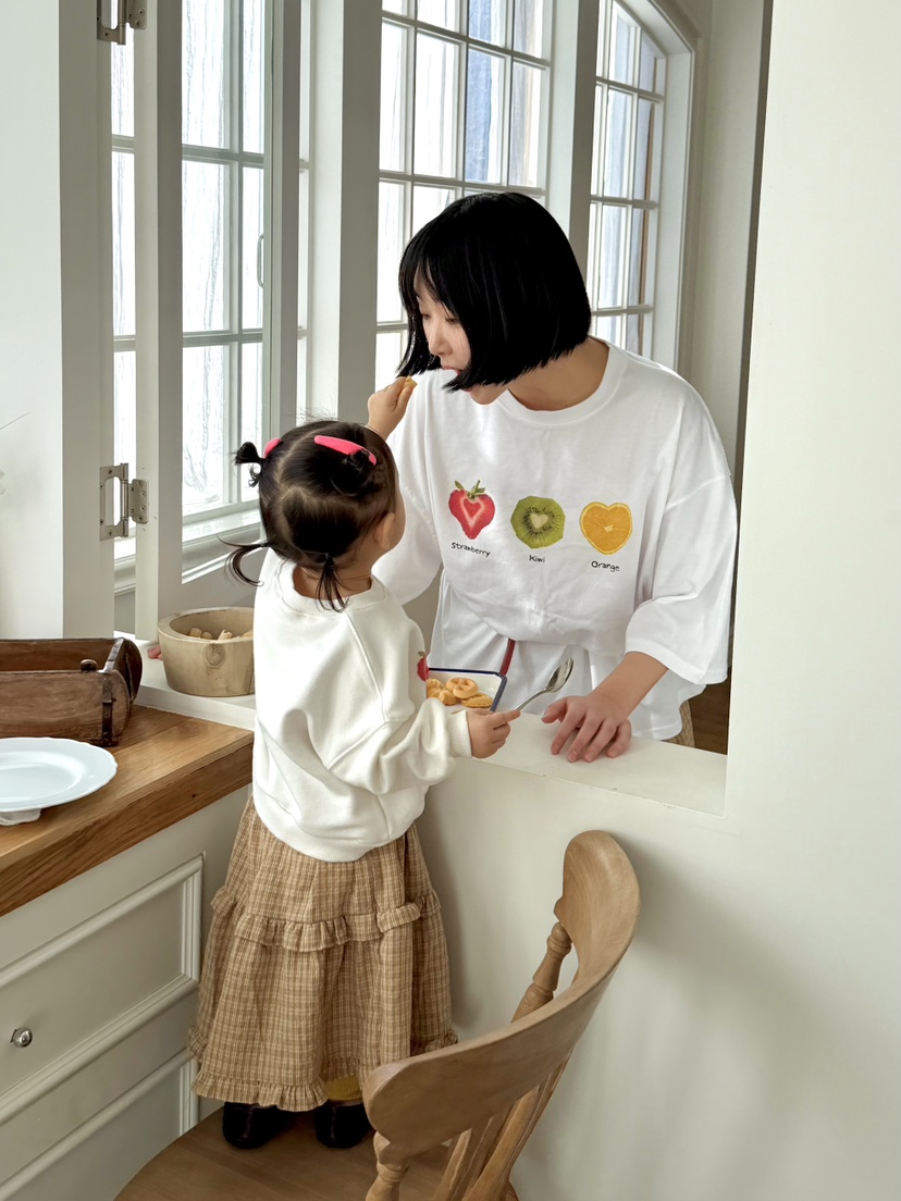 THE LINE-Q韓國直郵女士新款推薦時尚熱賣真品衛衣童裝THE LINE-Q衛衣